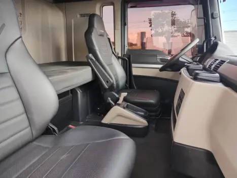 VOLKSWAGEN 29-520 METEOR, Foto 6