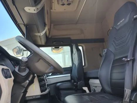 VOLKSWAGEN 29-530 Meteor , Foto 5