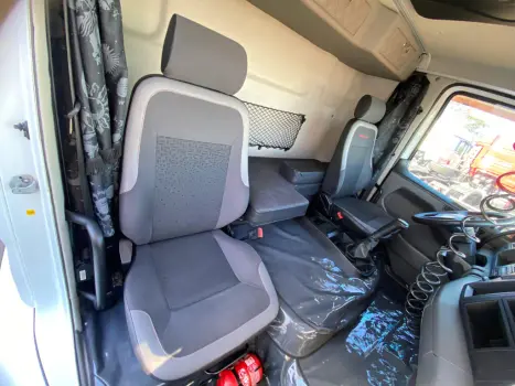 VOLKSWAGEN 30-280 , Foto 6