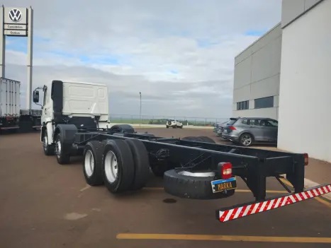 VOLKSWAGEN 30-280 8X2 - CHASSI, Foto 3