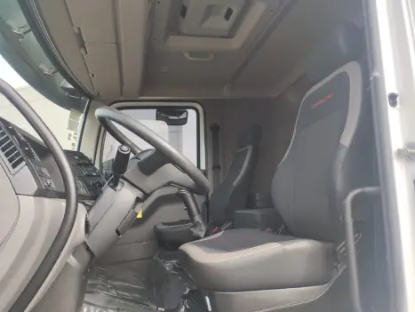 VOLKSWAGEN 30-280 8X2 - CHASSI, Foto 5