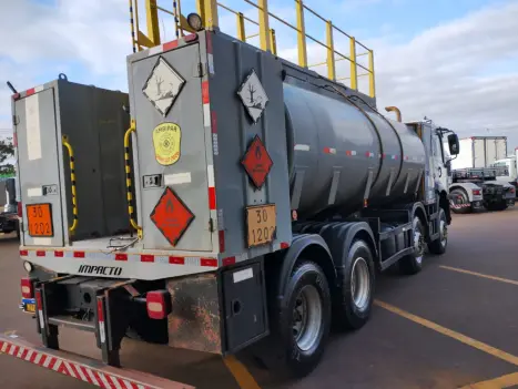 VOLKSWAGEN 31-280 E-CONSTELLATION 6X4, Foto 4