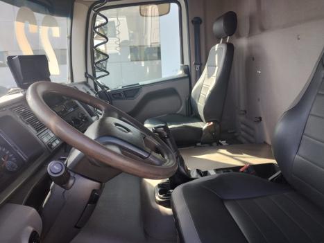 VOLKSWAGEN 31-280 E-CONSTELLATION 6X4, Foto 5
