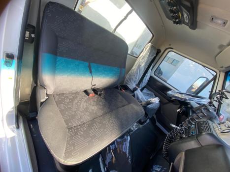 VOLKSWAGEN 8-160 , Foto 6