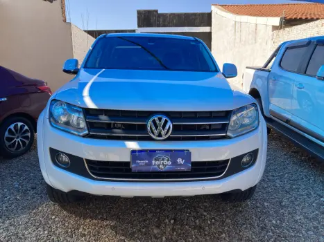 VOLKSWAGEN Amarok 2.0 16V 4X4 CABINE DUPLA HIGHLINE TURBO INTERCOOLER AUTOMÁTICO, Foto 2 VOLKSWAGEN Amarok 2.0 16V 4X4 CABINE DUPLA HIGHLINE TURBO INTERCOOLER AUTOMÁTICO, Foto 2