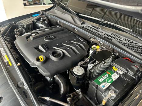 VOLKSWAGEN Amarok 3.0 V6 CABINE DUPLA HIGHLINE 4X4 TURBO INTERCOOLER AUTOM�TICO, Foto 8