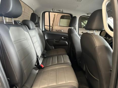 VOLKSWAGEN Amarok 3.0 V6 CABINE DUPLA HIGHLINE 4X4 TURBO INTERCOOLER AUTOM�TICO, Foto 17