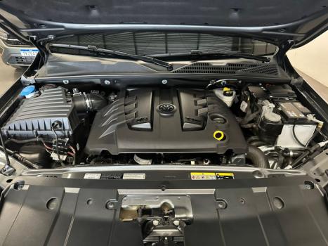 VOLKSWAGEN Amarok 3.0 V6 CABINE DUPLA HIGHLINE EXTREME 4X4 TURBO INTERCOOLER AUTOM�TICO, Foto 5
