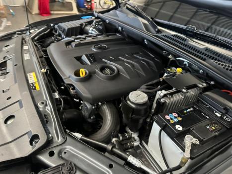 VOLKSWAGEN Amarok 3.0 V6 CABINE DUPLA HIGHLINE EXTREME 4X4 TURBO INTERCOOLER AUTOM�TICO, Foto 6