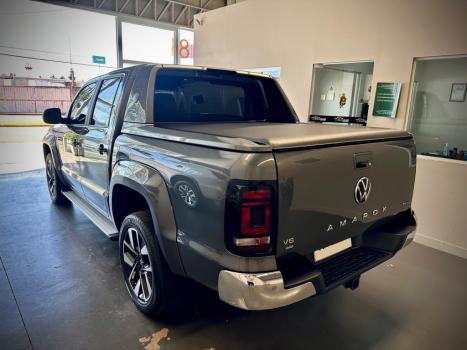 VOLKSWAGEN Amarok 3.0 V6 CABINE DUPLA HIGHLINE EXTREME 4X4 TURBO INTERCOOLER AUTOM�TICO, Foto 11