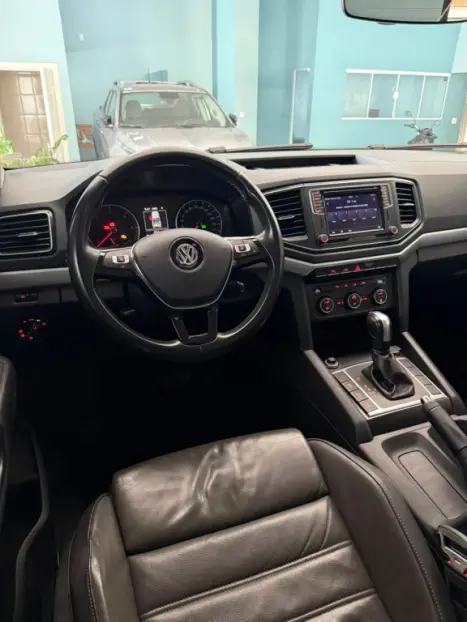 VOLKSWAGEN Amarok 3.0 V6 CABINE DUPLA HIGHLINE 4X4 TURBO INTERCOOLER AUTOMÁTICO, Foto 13
