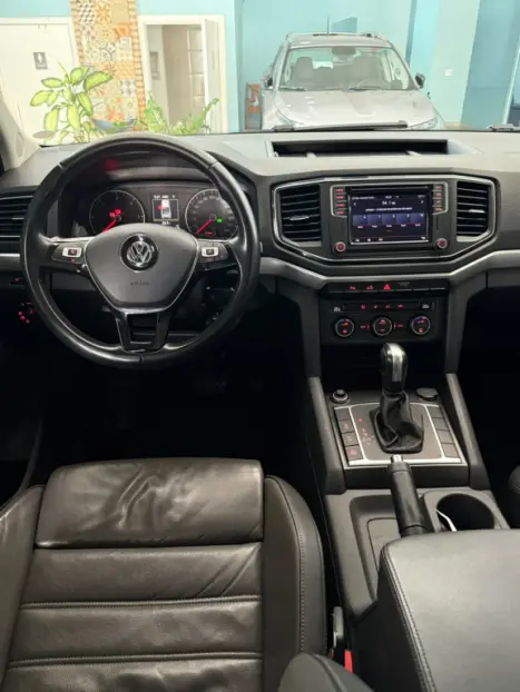 VOLKSWAGEN Amarok 3.0 V6 CABINE DUPLA HIGHLINE 4X4 TURBO INTERCOOLER AUTOMÁTICO, Foto 14