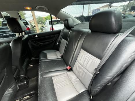 VOLKSWAGEN Bora 2.0 4P AUTOM�TICO, Foto 5