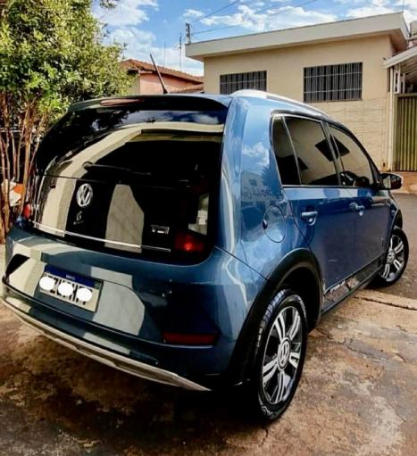 VOLKSWAGEN Cross UP 1.0 12V 4P TSI FLEX, Foto 2