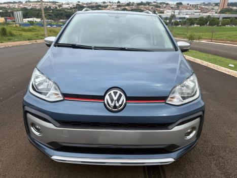 VOLKSWAGEN Cross UP 1.0 12V 4P TSI FLEX, Foto 4