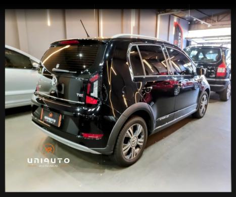 VOLKSWAGEN Cross UP 1.0 12V 4P TSI FLEX, Foto 5 VOLKSWAGEN Cross UP 1.0 12V 4P TSI FLEX, Foto 5