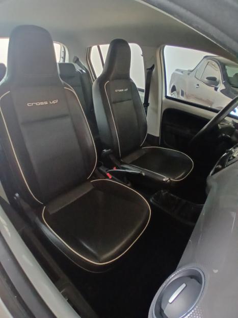 VOLKSWAGEN Cross UP 1.0 12V 4P TSI FLEX, Foto 2