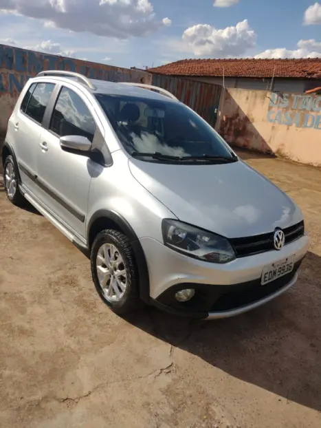 VOLKSWAGEN Crossfox 1.6 4P FLEX, Foto 1