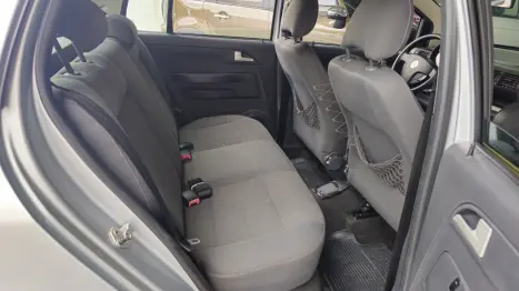 VOLKSWAGEN Crossfox 1.6 4P FLEX, Foto 8