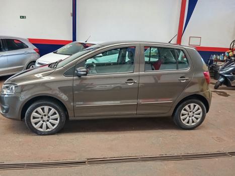 VOLKSWAGEN Fox 1.0 4P TREND FLEX, Foto 2 VOLKSWAGEN Fox 1.0 4P TREND FLEX, Foto 2