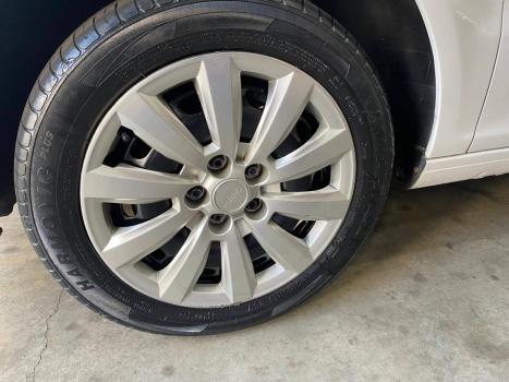 VOLKSWAGEN Fox 1.0 4P TREND FLEX, Foto 9