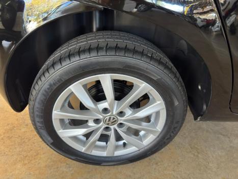VOLKSWAGEN Fox 1.0 4P FLEX, Foto 4