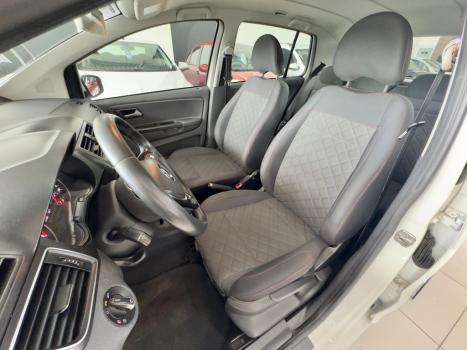 VOLKSWAGEN Fox 1.6 16V 4P MSI HIGHLINE FLEX, Foto 8