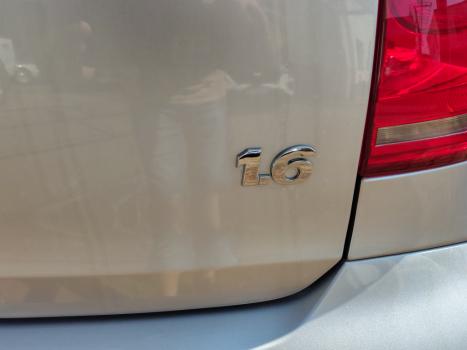 VOLKSWAGEN Fox 1.6 4P TREND FLEX, Foto 8