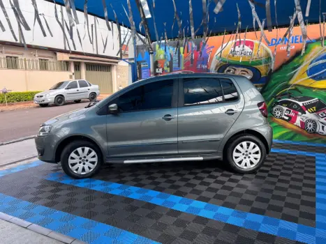 VOLKSWAGEN Fox 1.6 4P TREND FLEX, Foto 2
