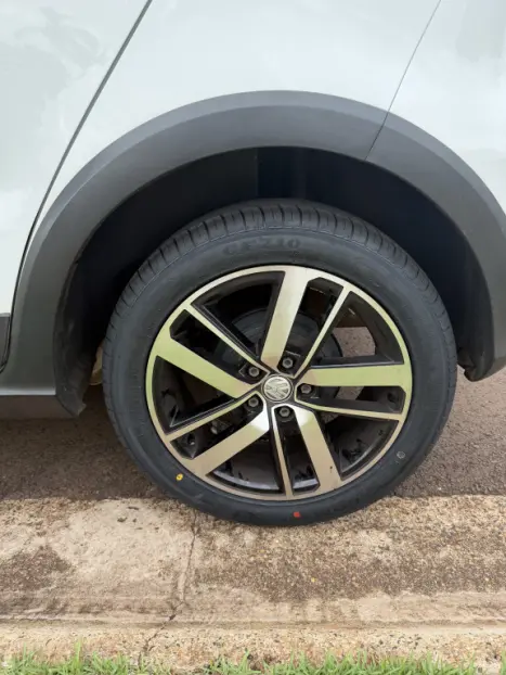 VOLKSWAGEN Fox 1.6 4P EXTREME FLEX, Foto 13