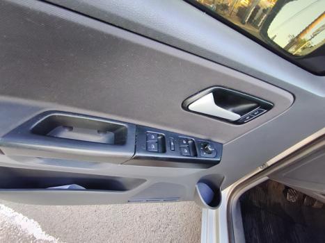 VOLKSWAGEN Fox 1.6 4P TREND FLEX, Foto 6