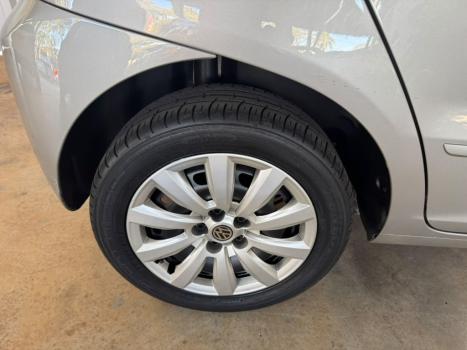 VOLKSWAGEN Fox 1.6 4P, Foto 4