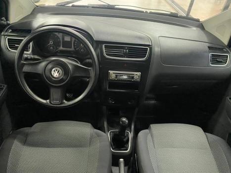 VOLKSWAGEN Fox 1.6 4P, Foto 8