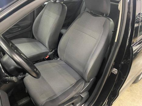 VOLKSWAGEN Fox 1.6 4P, Foto 10