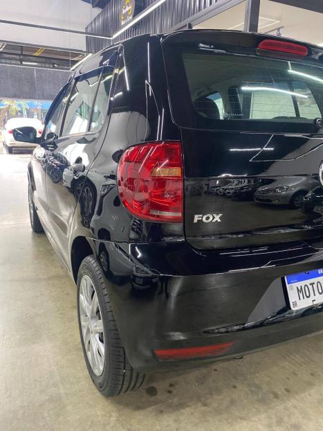 VOLKSWAGEN Fox 1.6 4P, Foto 15