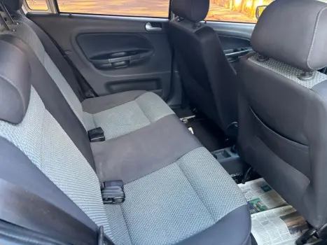 VOLKSWAGEN Gol 1.6 MI 4P, Foto 12