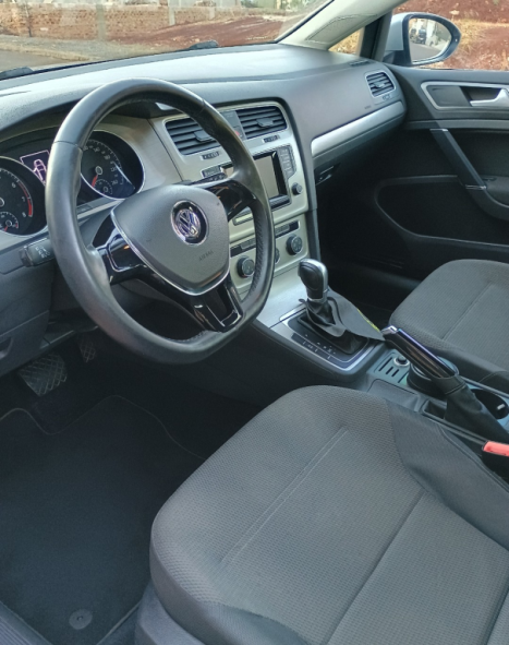 VOLKSWAGEN Golf 1.4 16V 4P TSI COMFORTLINE AUTOM�TICO, Foto 8