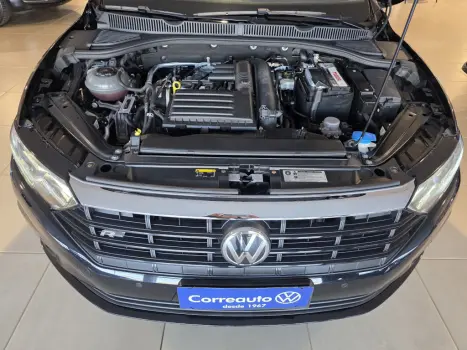 VOLKSWAGEN Jetta 1.4 4P 250 TSI R-LINE AUTOMÁTICO, Foto 9 VOLKSWAGEN Jetta 1.4 4P 250 TSI R-LINE AUTOMÁTICO, Foto 9