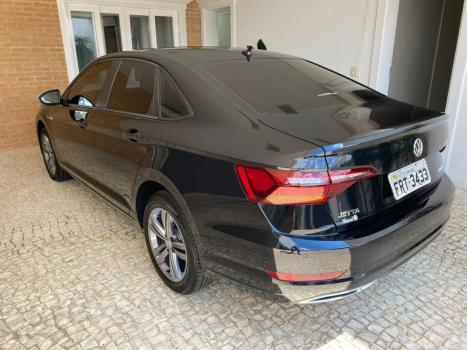 VOLKSWAGEN Jetta 1.4 4P 250 TSI R-LINE AUTOMÁTICO, Foto 3 VOLKSWAGEN Jetta 1.4 4P 250 TSI R-LINE AUTOMÁTICO, Foto 3