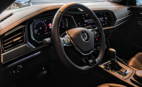 VOLKSWAGEN Jetta 1.4 4P 250 TSI R-LINE AUTOMTICO, Foto 4