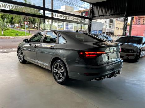 VOLKSWAGEN Jetta 1.4 4P 250 TSI R-LINE AUTOM�TICO, Foto 8