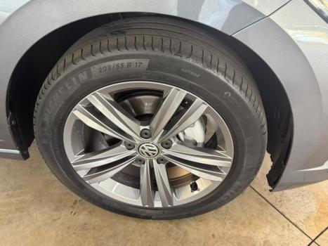 VOLKSWAGEN Jetta 1.4 4P 250 TSI R-LINE AUTOM�TICO, Foto 11