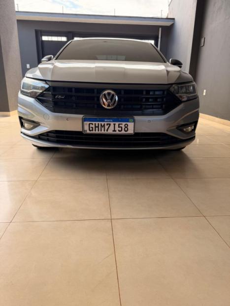 VOLKSWAGEN Jetta 1.4 4P 250 TSI R-LINE AUTOMÁTICO, Foto 3