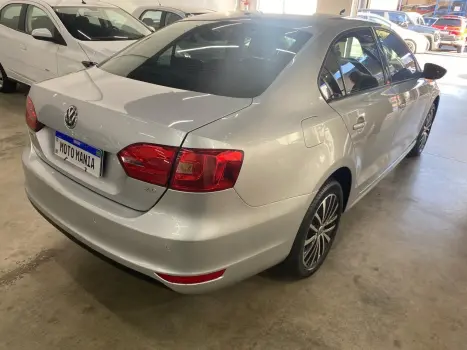 VOLKSWAGEN Jetta 2.0 4P FLEX CONFORTLINE TIPTRONIC AUTOMTICO, Foto 6