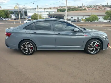 VOLKSWAGEN Jetta 2.0 4P 350 TSI GLI AUTOMTICO DSG, Foto 3