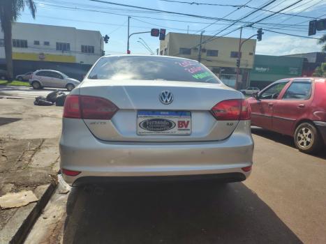 VOLKSWAGEN Jetta 2.0 4P COMFORTLINE FLEX, Foto 2