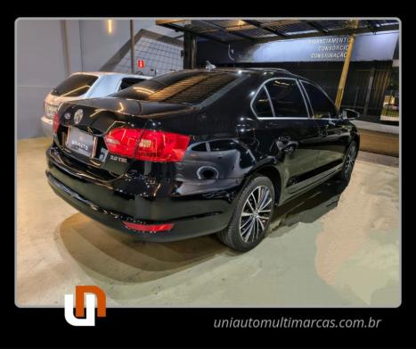 VOLKSWAGEN Jetta 2.0 4P TSI HIGHLINE 211 CV AUTOM�TICO, Foto 5