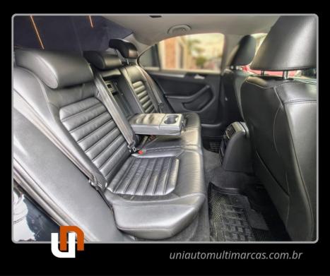 VOLKSWAGEN Jetta 2.0 4P TSI HIGHLINE 211 CV AUTOM�TICO, Foto 10