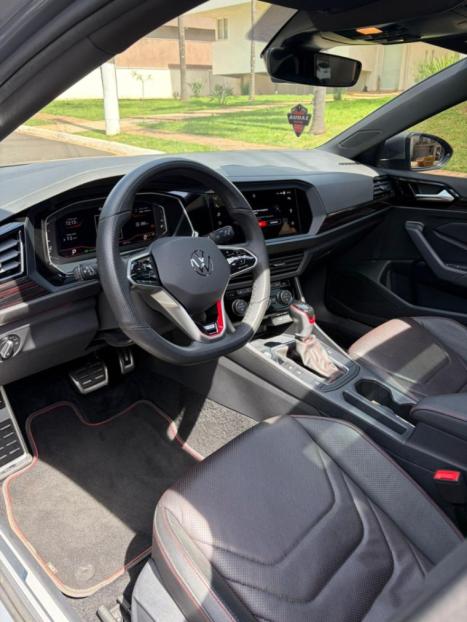 VOLKSWAGEN Jetta 2.0 4P 350 TSI GLI AUTOM�TICO DSG, Foto 6