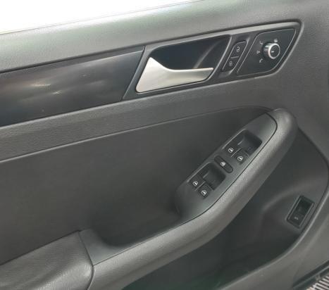 VOLKSWAGEN Jetta 2.0 4P FLEX COMFORTLINE TIPTRONIC AUTOMÁTICO, Foto 7